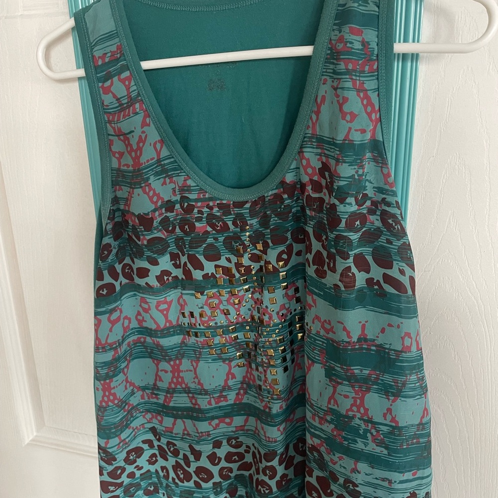 Woman’s tank top